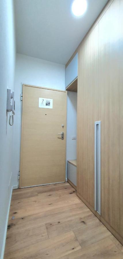 Avalona Apartment 2 Vlore Exterior photo