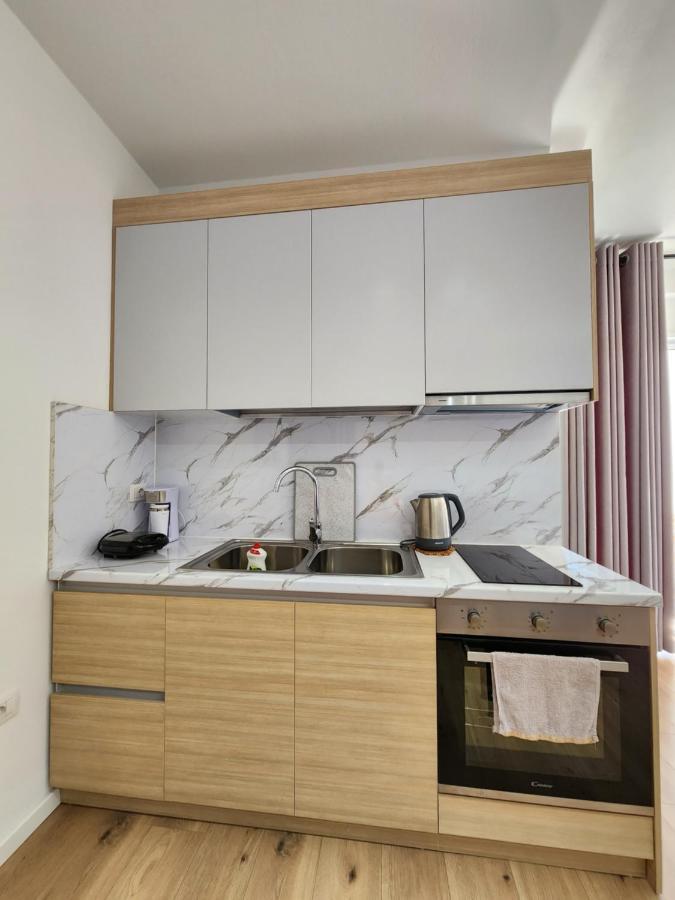 Avalona Apartment 2 Vlore Exterior photo
