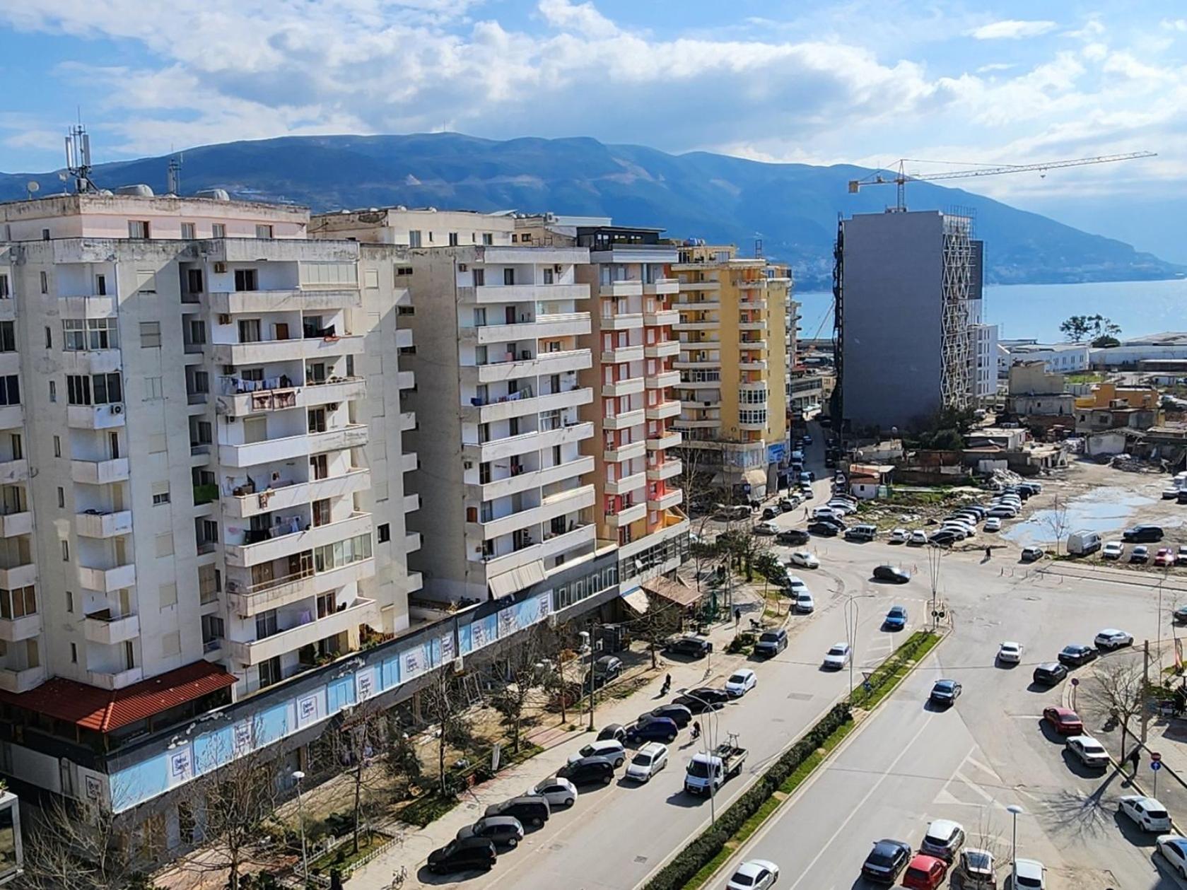 Avalona Apartment 2 Vlore Exterior photo